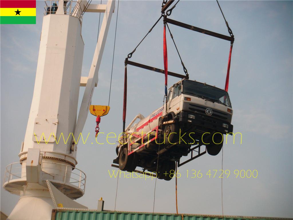 ဂါနာဝယ်ယူသူသည် Dongfeng 8 CBM cesspit emptier ၂ ယူနစ်ကို ဝယ်ယူသည်။
