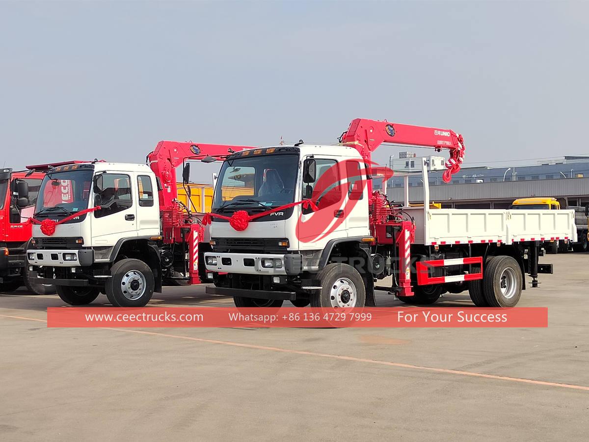ဖိလစ်ပိုင် - UNIC တင်ပို့ထားသော ISUZU FVR 4×4 ကားတပ် ခရိန်း ၂ စီး